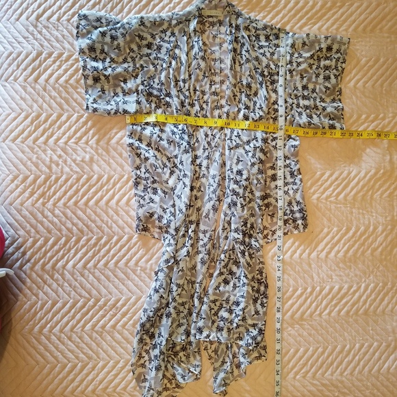 hinge silk blouse XS used - Picture 6 of 7